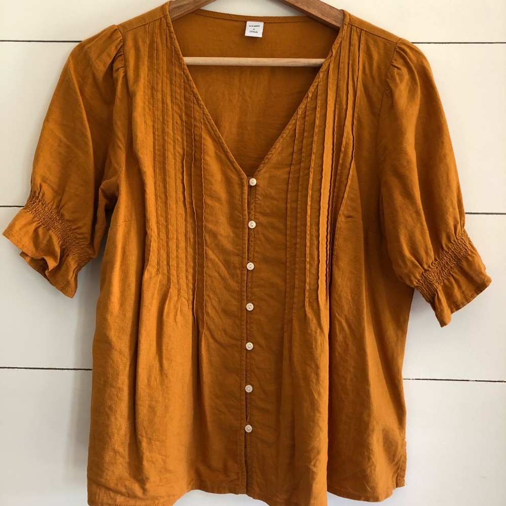 Old navy pintucked linen blend blouse